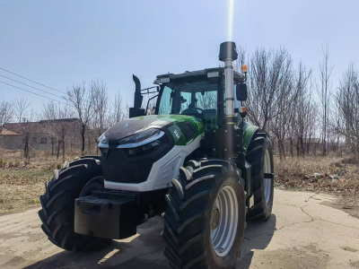 Tractor 120HP with large seeder